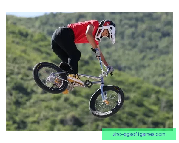 精彩绝伦!BMX锦标赛全新风采展现 精彩绝伦!BMX锦标赛全新风采展现