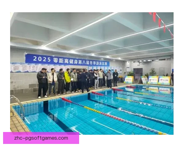 全民同泳，竞技风采：游泳公开赛掀起热浪