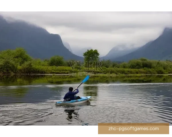 掌握皮划艇技巧：水上冒险的精彩探险