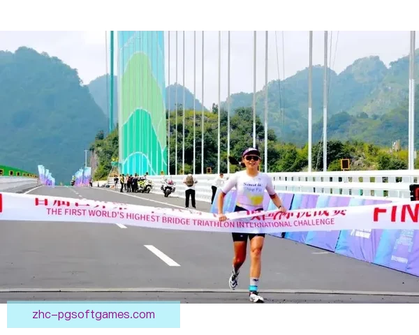 精彩铁人三项赛事瞬间回顾 精彩铁人三项赛事瞬间回顾
